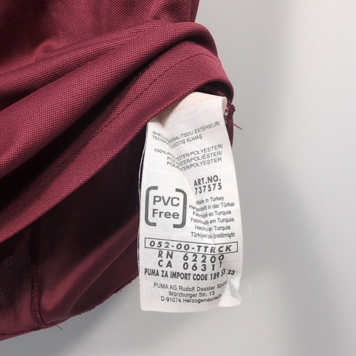 VfB Stuttgart 2010/2011 - Away Kit