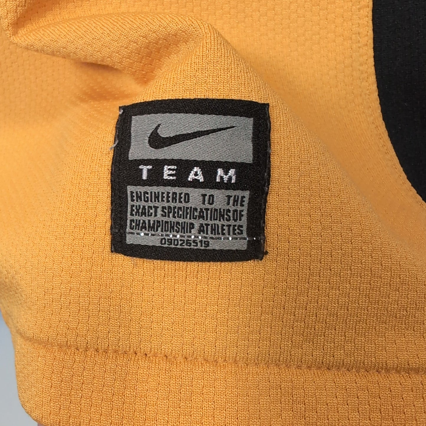 Kaizer Chiefs 2010/2011 - Home Kit