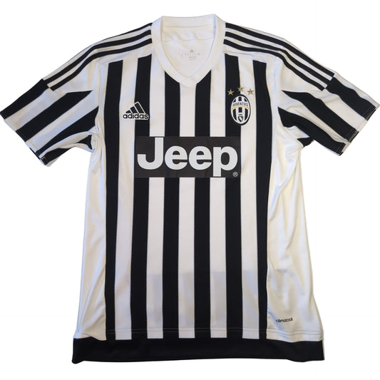 Juventus FC 2015/2016 - Home Kit