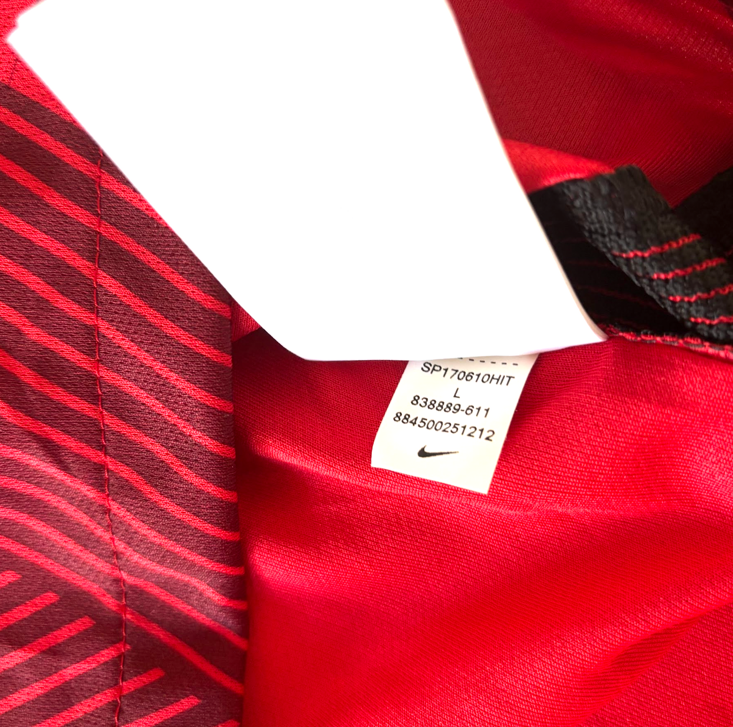 Urawa Red Diamonds 2017/2018 - Home Kit